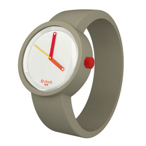 o-clock_coloured_hands_red_creme_dove_20210227214937